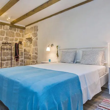 Kamena Kuca Prvi Red Do Mora S Vrtom * Šipanska Luka